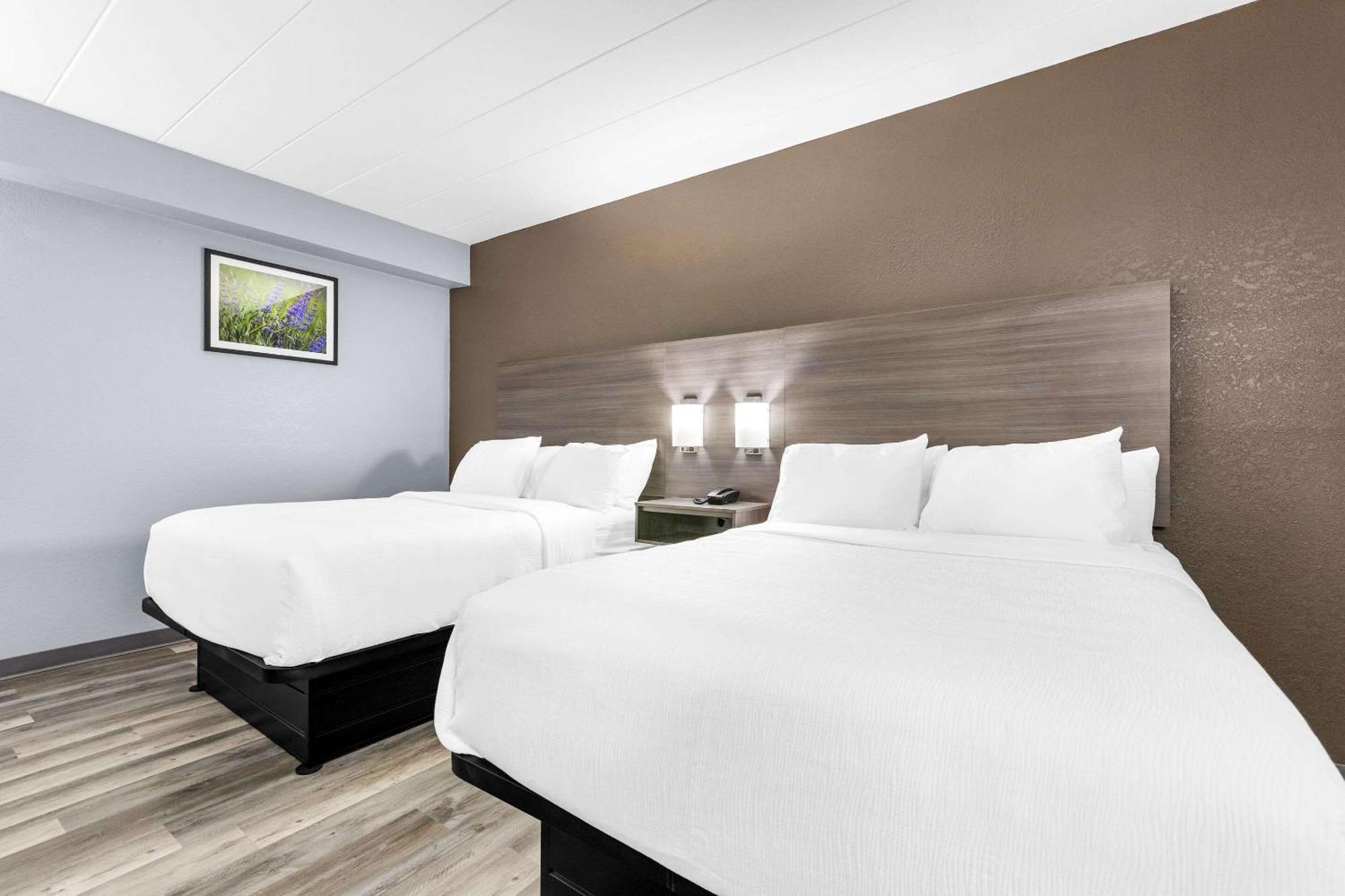 Quality Inn Lawrenceburg Bagian luar foto